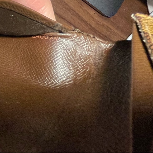 Authentic LOUIS VUITTON Card Wallet Damier Ebene - Picture 8 of 14